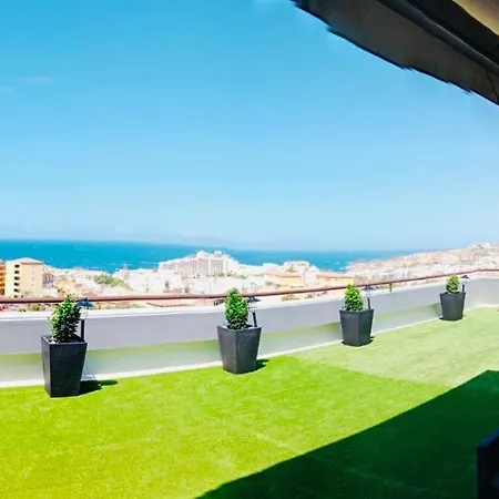 With Panoramic Ocean View And Pool Apartment